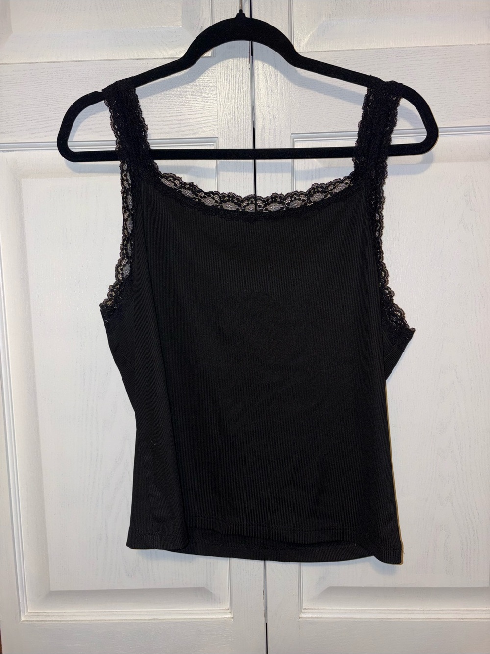 SHEIN Black Lace-Trim Ribbed Tank Top